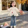 Camisa de muñeca de encaje para niña estilo coreano, moda nueva primavera y otoño 2026, camiseta básica elegante para niña pequeña