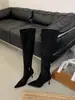 Botas de tacón alto de punta versátiles estilo francés hasta la rodilla para mujer, colección de primavera y otoño, con cremallera lateral, diseño retro y un ajuste ceñido.