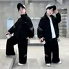 Nuevo Otoño Niños Estilo Urbano de Moda Conjunto de Dos Piezas Cardigan Pantalón Largo Ropa Deportiva Holgada Diagonal para Niños Conjunto Negro Gris