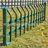 Barandilla de césped de acero galvanizado personalizada, barandilla de aislamiento para jardín municipal, cerca verde, cerca curva para patio y parque.