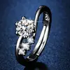 Anillo de Imitación de Moissanita Ocho Corazones y Ocho Flechas para Mujer Un Quilate Anillo de Boda Clásico de Seis Garras Fabricante de Anillos de Diamante Suministro Listo