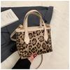 Bolso de Invierno para Mujer 2025 Nuevo Moderno Simple Estilo Occidental Casual Bolso de Hombro Estampado de Leopardo a la Moda Bolso Cruzado Bolso Balde