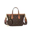 Bolsa Cesta de Alta Qualidade para Ciclistas Urbanas Femininas 2026 Novo Modelo Monograma Luxo Leve Moda Versátil Estilo Francês Bolsa de Ombro Transversal