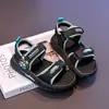 Sandalias para Niños Estilo Coreano Moda de Verano Ligeras Zapatos de Playa Sandalias Deportivas Casuales Suela Suave Antideslizante Para Niños Medianos y Mayores