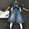 Jeans Curto Estilo Novo Primavera e Verão com Padrão de Raio para Homens, Shorts Casuais Tendência de Perna Reta Soltos, Lavado Retrô