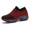 Zapatos de Mujer Calcetines Zapatos de Mujer 2020 Primavera y Verano Elevadores Amortiguación de Aire Zapatos de Madre para Edad Media y Mayores Casual Zapatos de Baile Fábrica Talla Grande