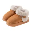 Botas de Neve Casuais de Inverno para Exterior com Sola Grossa para Mulheres 2025 Botas Curtas com Fivelas, Pele de Camurça Espessa, Sapatos de Algodão Pequenos
