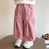 Pantalones de Niña Otoño e Invierno 2025 Nuevos Elegantes Holgados Largos para Niños Pequeños, Pantalones Casuales de Pana de Primavera para Niños