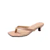 Nuevas Chanclas de Tacón Medio Cuadrado de Verano 2026 para Mujer, de Gran Venta para Uso en Exteriores, Sandalias Versátiles de Tacón Alto