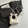 Bolso mini de diseño de nicho dulce y lindo para mujer, bolso de luna 2026, bolso cruzado de PU, bolso de mano accesorio para padres e hijos