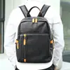Bolso de hombro casual de moda para hombre, primera capa de piel de vaca, bolsa para computadora de 15 pulgadas, mochila multifuncional para almacenamiento de archivos para hombre