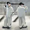 Nuevo Otoño Niños Estilo Urbano de Moda Conjunto de Dos Piezas Cardigan Pantalón Largo Ropa Deportiva Holgada Diagonal para Niños Conjunto Negro Gris