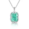 Colgante Flor de Hielo de Piedra Preciosa de Color Brillante Incrustado con Diamantes de Alto Carbono Colgante de Zirconia de Lujo Ligero Europeo y Americano Transfronterizo Transmisión en Vivo Dropshipping