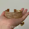 Set de pulseras vintage, pulseras de ala ancha a la moda y versátiles, pulseras versátiles apilables de alta gama, nuevo diseño primavera-verano