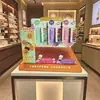 Suporte de Exibição Personalizado em Acrílico Suporte de Exibição Dobrável Transparente Caixa de Exibição de Balcão Suporte para Skincare Suporte de Exibição em Placa Sintra