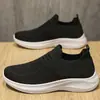 Zapatos Deportivos de Malla Tejida de Punto de Gran Tamaño Transfronterizos para Hombre Verano 2026 Nuevos Zapatos Casuales para Hombre sin Cordones con Suela Gruesa
