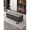 Centro comercial de lujo ligero local tienda de ropa zapatería área de descanso sofá rectangular largo tapizado suave taburete taburete con almacenamiento