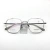 Atacado S6601 ultra-leve moda retro semi-titânio moldura de titânio puro almofadas de nariz de titânio de duas cores IP chapeamento resistência para desvanecer-se