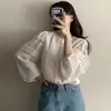 Enviado. Blusa con ribete de encaje estilo francés, una prenda de moda femenina única para la temporada de otoño 2026, con corte holgado y efecto adelgazante.