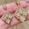 Encaje Cepillado V Oro Luz de Lujo Nicho Collar Pendientes Cadena para Clavícula Buchi Versión Alta Estilo de Corte Trébol de Cuatro Hojas Doble Cara
