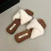 Sandalias peludas estilo Chanel sin cordones para mujer, nuevo modelo 2026, pantuflas planas casuales estilo ins para vacaciones con suela suave