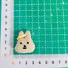 26 Modelos Nuevos de Osos y Conejos de Peluche de Tela, Muñecas Lindas, Pines, Ropa, Sombreros, Zapatos, Calcetines, Bolsas Decorativas, Accesorios para el Cabello y Materiales