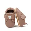 Zapatos de cuero para bebé de primavera y otoño nuevos para bebés y niñas de 0 a 2 años, suela de goma suave, antideslizantes, casuales para niños pequeños