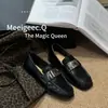 Sapatos de Couro Pretos de Salto Baixo Estilo Coreano para Mulheres, Estilo Britânico 2025 Novos Mocassins Casuais Retro de Bico Redondo para o Dia a Dia