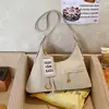 Bolsa de Ombro Retro de Grande Capacidade para Viagens Transfronteiriças para Mulheres 2026 Nova Bolsa de Ombro Casual Versátil de Alta Qualidade Crossbody