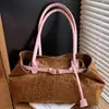 Bolso Estampado de Leopardo para Mujer Gran Capacidad Nuevo 2025 Otoño e Invierno Casual Diseño de Nicho Bolso de Hombro Único Bolso Tote para Viajar