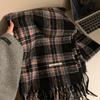 Bufanda de cuadros rojos de alta gama para mujer, otoño e invierno 2024, estilo coreano, versátil, gruesa y cálida.