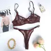 Conjunto de Lingerie Sexy de Renda Cor Café Puro Estilo Desejo, Sutiã com Aro Ultra Fino e Transparente, Tanga de Duas Peças