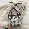 Bolso de Moda Estilo Chino con Gran Capacidad, Nuevo Versátil Lona para Viajes Diarios Bolso de Hombro Tote para Mujer Primavera y Verano 2026