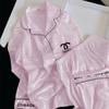 Pijama de terciopelo dorado de alta calidad para mujer, nuevo otoño e invierno, cálido, estilo occidental de manga larga, traje de estilo pequeño y fragante, ropa de casa de lujo