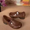 Outono de 2026 Novos Sapatos Femininos de Couro Macio Sapatos Casuais de Couro Sapatos Femininos de Solteiro Sapatos para Mãe Couro Macio Solado Macio Sapatos Baixos