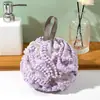 La bola de flor para baño es súper suave y no se deshace, lo que la hace perfecta para exfoliar y bañarse.. Es una herramienta de baño de burbujas de tamaño grande tanto para hombres como para mujeres, diseñada para la limpieza
