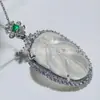 Venta al por mayor del fabricante Plata de Ley 925 Chapada Hielo Alto Calcedonia Verde Incrustada Calabaza Calcedonia Blanca Incrustada Hojas Gatito Lindo Colgante