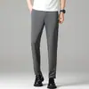 Ropa de Hombre Xintang 2026 Primavera/Verano Nuevos Pantalones Casuales Rectos Finos de Seda de Hielo, Sin Planchar, Anti-Arrugas, Pantalones Largos, Pantalones Cortos