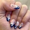 Best-seller transfronteiriço 24 peças de nail art azul fresco e elegante branco francês flor de fusang amêndoa peças de unha para usar atacado