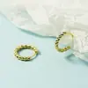 Aretes pequeños de círculo trenzado, aretes trenzados, estilo retro único, no es necesario quitárselos al dormir, nuevo producto 2021, elegantes