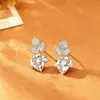 Pendientes metálicos estilo florales tridimensionales de doble capa, lujo ligero, alta gama de moda, diseño elegante y único, adecuados para ir al trabajo
