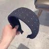 Mesmo estilo de blogueira do Xiaohongshu, tiara simples de bolinhas com aba larga para mulheres, topo alto de caveira faz o rosto parecer menor, tiara versátil para o dia a dia para prender o cabelo