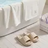 Sandalias Sencillas de Secado Rápido y Drenaje de Agua para Mujer Verano Huecas Uso en Casa Pareja Baño Ducha Antideslizantes Sandalias Venta al por Mayor Hombres