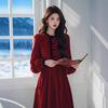 Vestido de Pana con Contraste Rojo 2026 Nuevo Estilo Francés para el Año Nuevo Chino, Adecuado para Figura de Pera, Vestido Largo Estilo Té Rojo