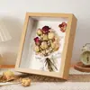Marco de Fotos de Flores Secas Huecas Materiales DIY, Marco de Conservación de Espécimenes Hecho a Mano Tridimensional, Marco de Flor de Rosa de Gama Alta Regalo para el Día de San Valentín
