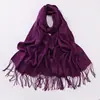Outono e inverno uma variedade de cachecol de cashmere liso feminino monocromático grosso quente franja xale cachecol cachecol vermelho geração