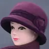 Otoño Invierno Mujer de mediana edad y anciana Cálido con felpa interior Sombrero de lana para madre Sombrero de pescador tejido con protección para las orejas y protección contra el frío de pelo de conejo para señora mayor abuela