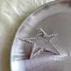 Grampo de Cabelo Metálico Martelado de Tamanho Médio para Mulheres, Design Simples de Estrela de Cinco Pontas para Penteados Presos na Nuca, Acessório de Presilha de Tubarão Fria Estilo Francês