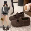 Sapatos Birkenstock femininos que aumentam a altura para outono e inverno, com adição de fleece e algodão, novo modelo 2026, sapatos Mary Jane de sola grossa com fivela e design peludo