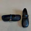 2026 Zapatos Planos Tejidos Hechos a Mano Estilo Retro para Mujer de Cuero Suave Suela Suave Estilo Romano con Una Hebilla Zapatos Mary Jane Franceses